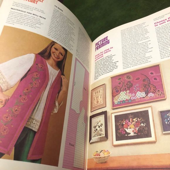 The Complete Book of Handicrafts 1973, 304 pages; Embroidery, Jewelry, Paper, et - Picture 12 of 12